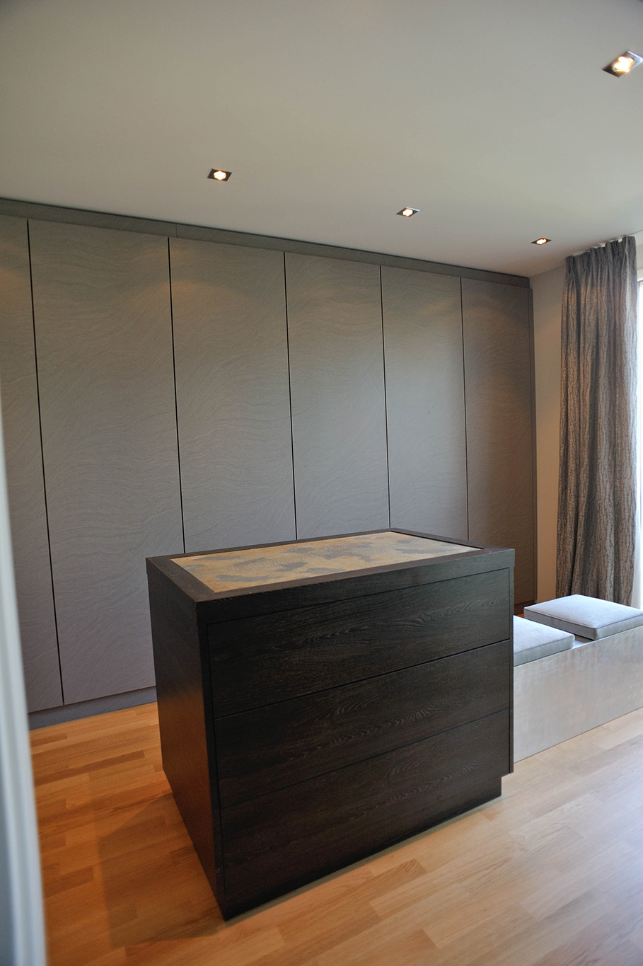 Apartment in Cologny Dressing